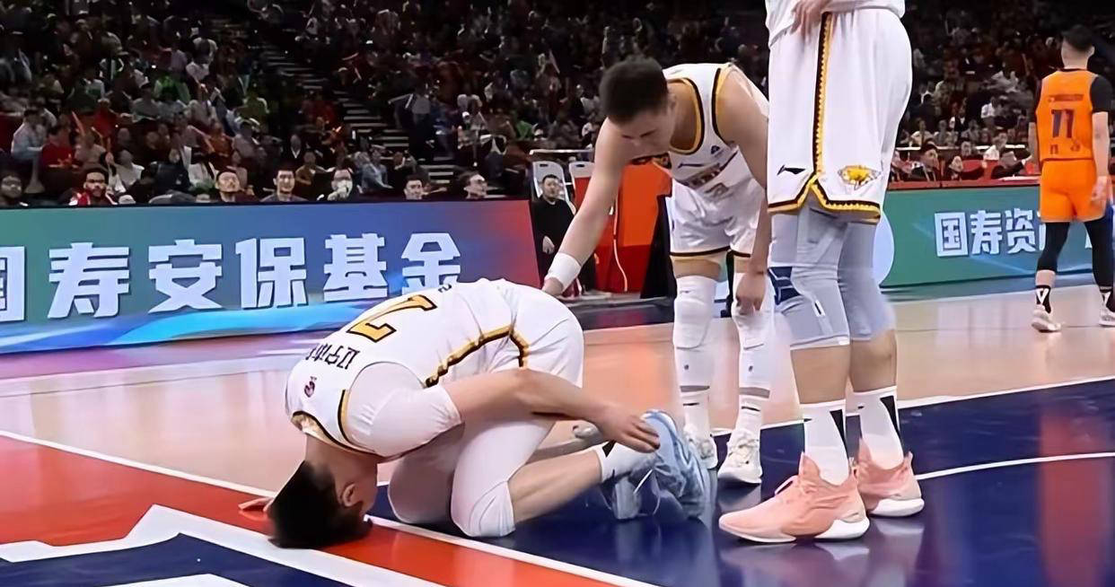 大连男篮再下一城，积极备战季后赛