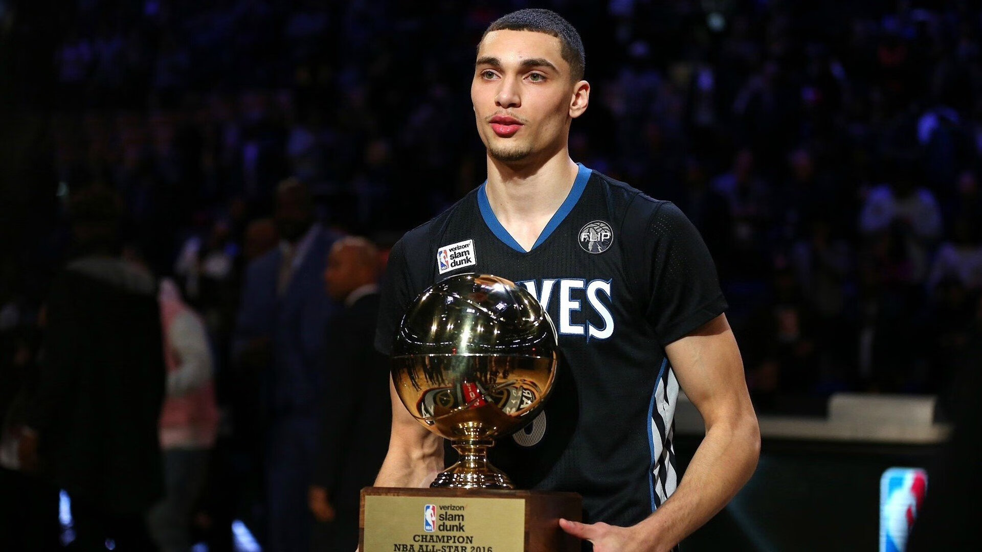 制胜一击，萨内绝杀之夜，勒沃库森攻克希腊铁壁